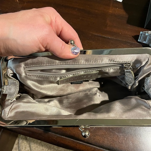 Metallic clutch - Picture 5 of 5